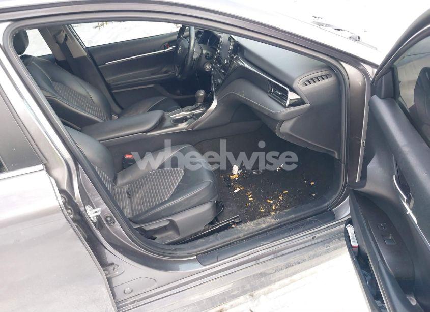 Photo 5 of 2021 Toyota Camry SE (VIN 4T1G11AKXMU600746)