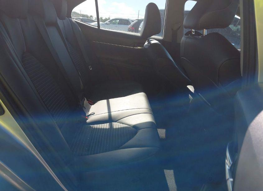 Photo 8 of 2021 Toyota Camry SE (VIN 4T1G11AKXMU603758)