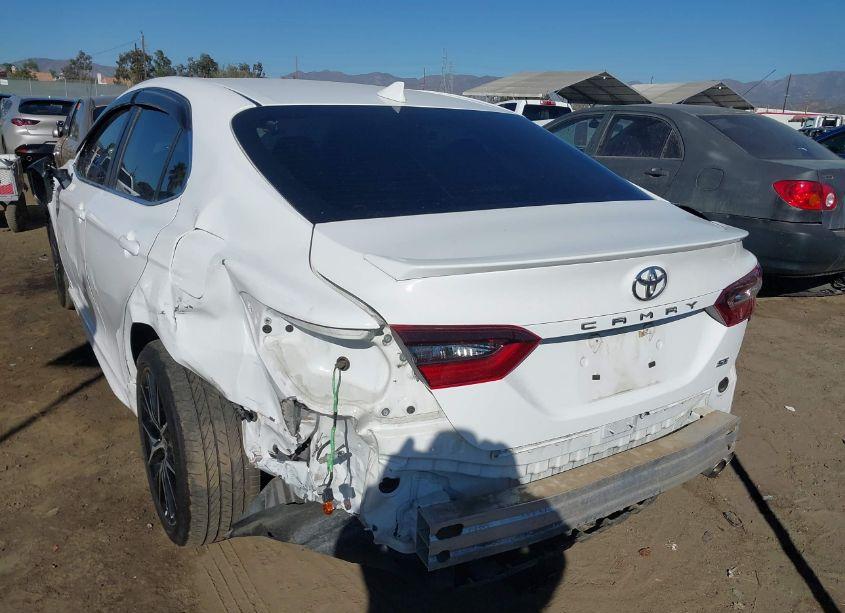 Photo 6 of 2021 Toyota Camry SE (VIN 4T1G11AKXMU605249)