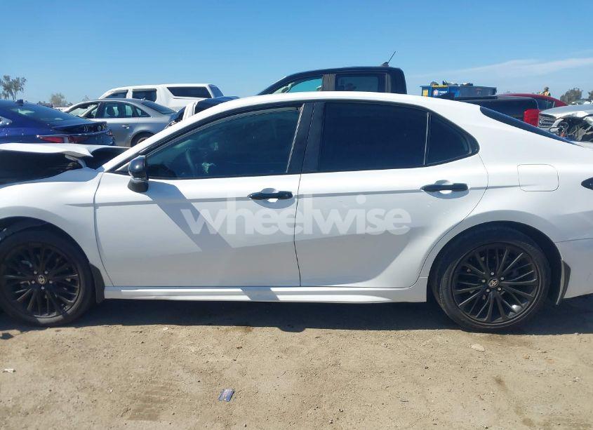Photo 15 of 2022 Toyota Camry SE NIGHTSHADE EDITION (VIN 4T1G11AKXNU029941)