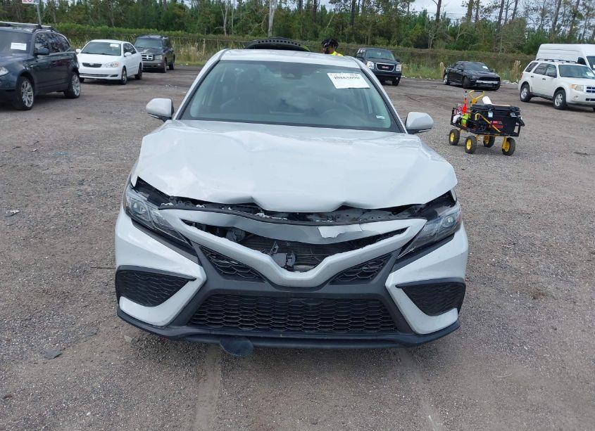 Photo 12 of 2022 Toyota Camry SE (VIN 4T1G11AKXNU069534)