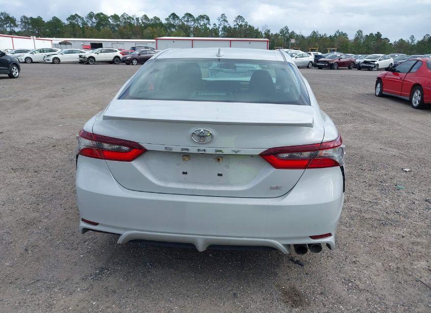 Photo 16 of 2022 Toyota Camry SE (VIN 4T1G11AKXNU069534)