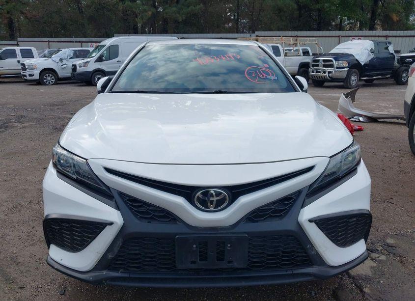 Photo 13 of 2022 Toyota Camry SE (VIN 4T1G11AKXNU619024)