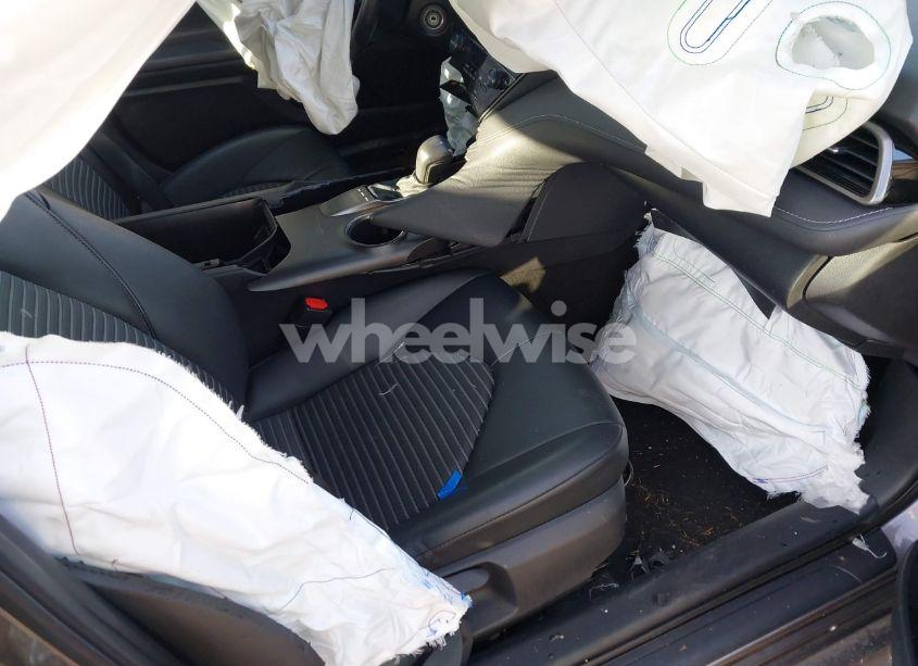 Photo 5 of 2022 Toyota Camry SE (VIN 4T1G11AKXNU624157)