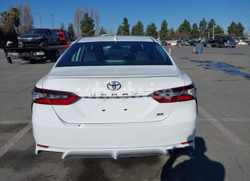 Photo 16 of 2022 Toyota Camry SE (VIN 4T1G11AKXNU646773)