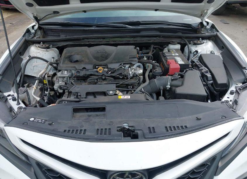 Photo 10 of 2022 Toyota Camry SE (VIN 4T1G11AKXNU655277)