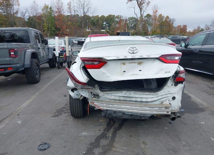 Photo 16 of 2022 Toyota Camry SE (VIN 4T1G11AKXNU655277)