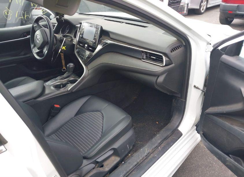 Photo 5 of 2022 Toyota Camry SE (VIN 4T1G11AKXNU655277)