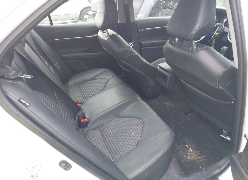 Photo 8 of 2022 Toyota Camry SE (VIN 4T1G11AKXNU655277)