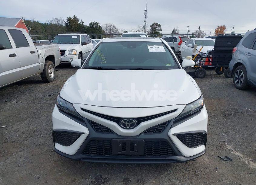 Photo 13 of 2022 Toyota Camry SE (VIN 4T1G11AKXNU709421)