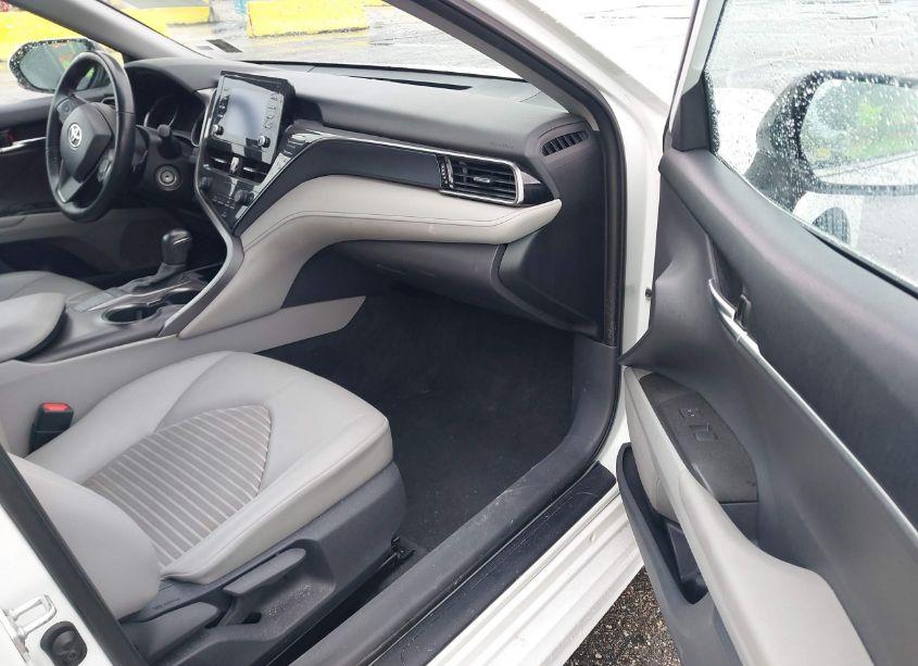Photo 5 of 2023 Toyota Camry SE (VIN 4T1G11AKXPU079760)