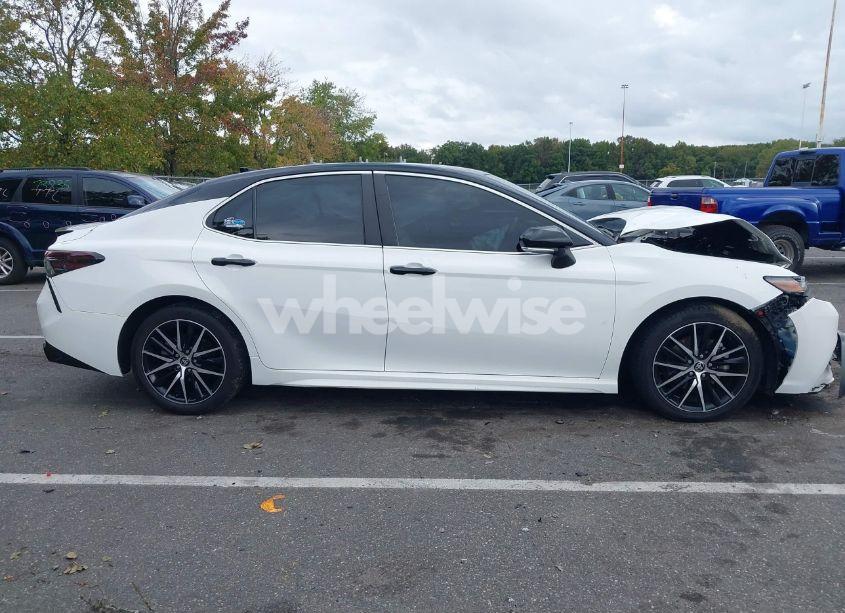 Photo 13 of 2023 Toyota Camry SE (VIN 4T1G11AKXPU733298)