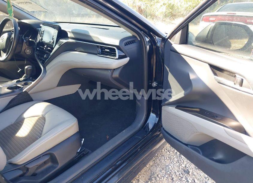 Photo 5 of 2023 Toyota Camry SE (VIN 4T1G11AKXPU734936)