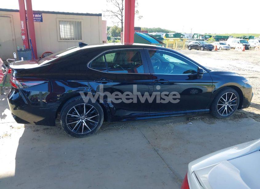 Photo 13 of 2023 Toyota Camry SE (VIN 4T1G11AKXPU747251)