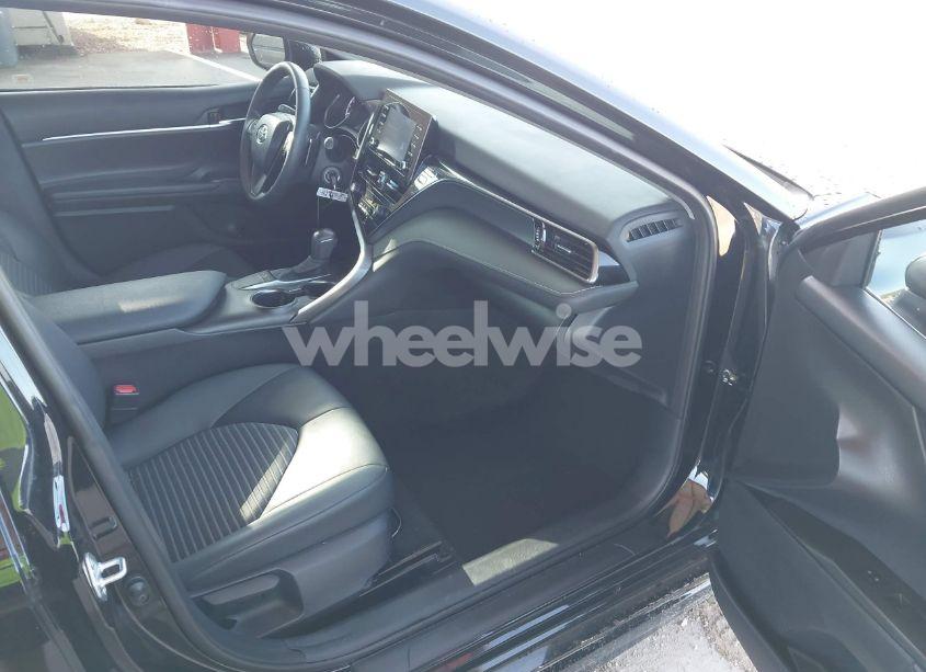 Photo 5 of 2023 Toyota Camry SE (VIN 4T1G11AKXPU747251)