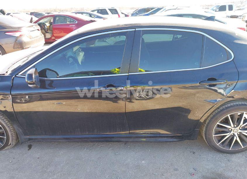 Photo 14 of 2023 Toyota Camry SE (VIN 4T1G11AKXPU751817)