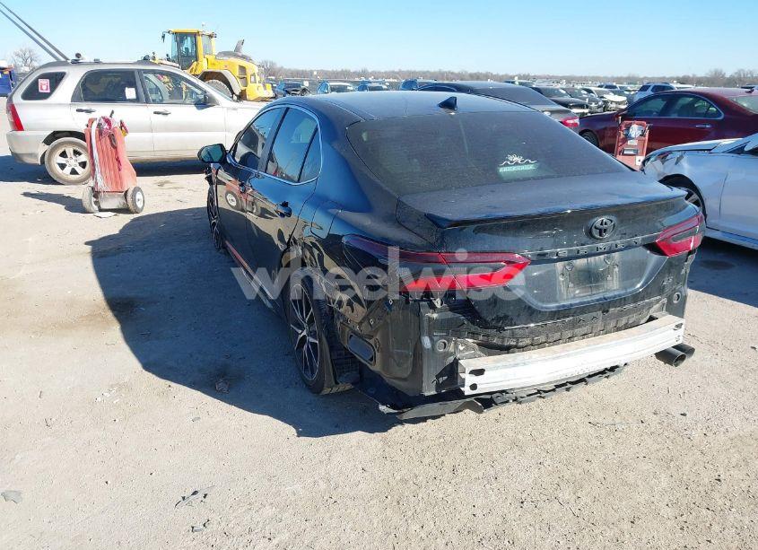 Photo 3 of 2023 Toyota Camry SE (VIN 4T1G11AKXPU751817)