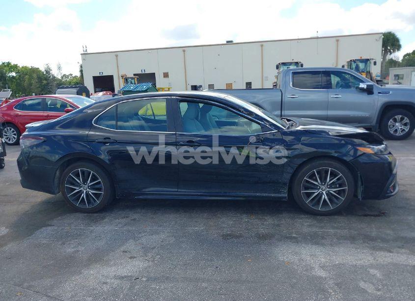 Photo 13 of 2023 Toyota Camry SE (VIN 4T1G11AKXPU755348)