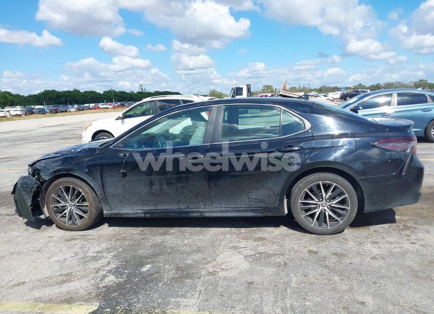 Photo 14 of 2023 Toyota Camry SE (VIN 4T1G11AKXPU755348)