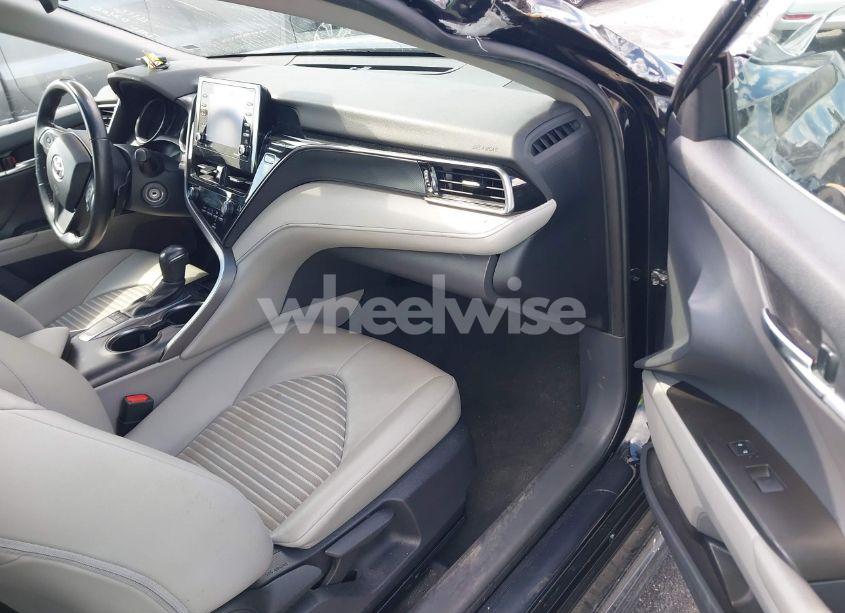 Photo 5 of 2023 Toyota Camry SE (VIN 4T1G11AKXPU755348)