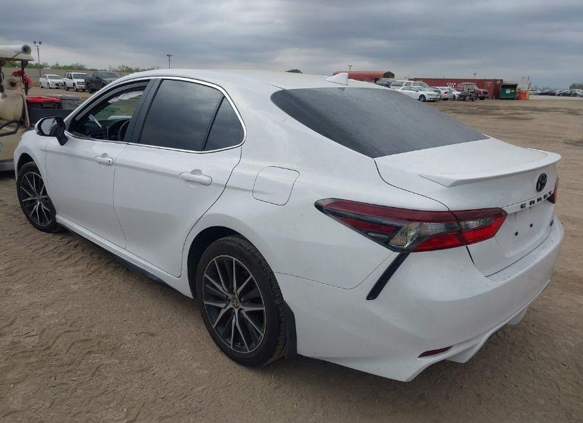 Photo 3 of 2023 Toyota Camry SE (VIN 4T1G11AKXPU817721)