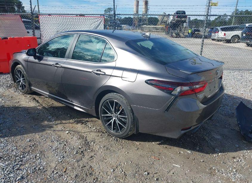 Photo 3 of 2024 Toyota Camry (VIN 4T1G11AKXRU202461)