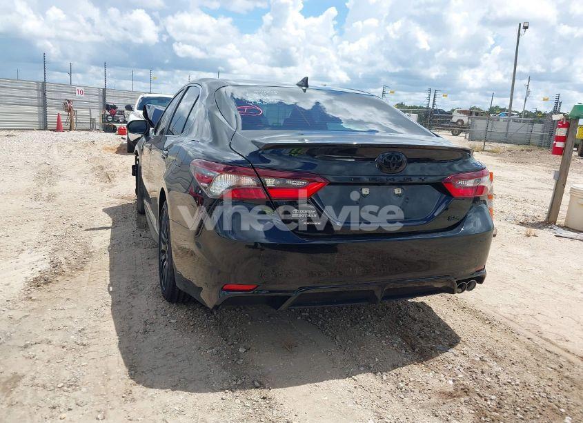 Photo 3 of 2024 Toyota Camry SE (VIN 4T1G11AKXRU213735)