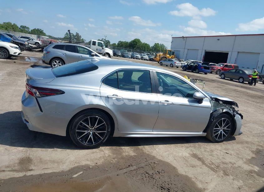 Photo 13 of 2024 Toyota Camry SE (VIN 4T1G11AKXRU858255)