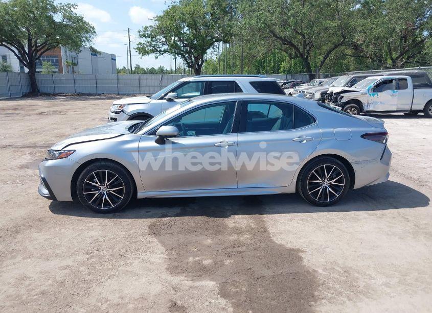 Photo 14 of 2024 Toyota Camry SE (VIN 4T1G11AKXRU858255)