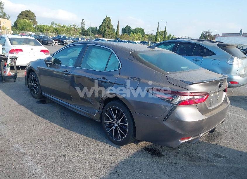 Photo 3 of 2024 Toyota Camry SE (VIN 4T1G11AKXRU866453)