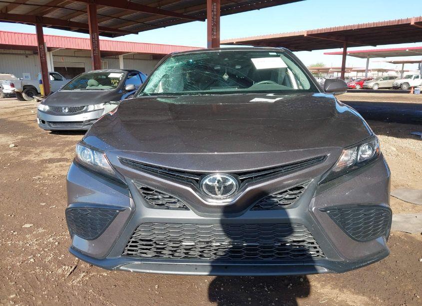 Photo 12 of 2024 Toyota Camry SE (VIN 4T1G11AKXRU898738)