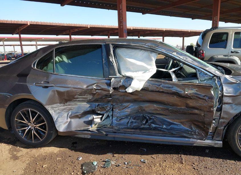 Photo 13 of 2024 Toyota Camry SE (VIN 4T1G11AKXRU898738)