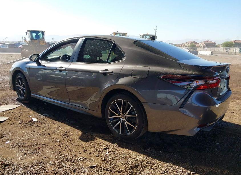 Photo 3 of 2024 Toyota Camry SE (VIN 4T1G11AKXRU898738)