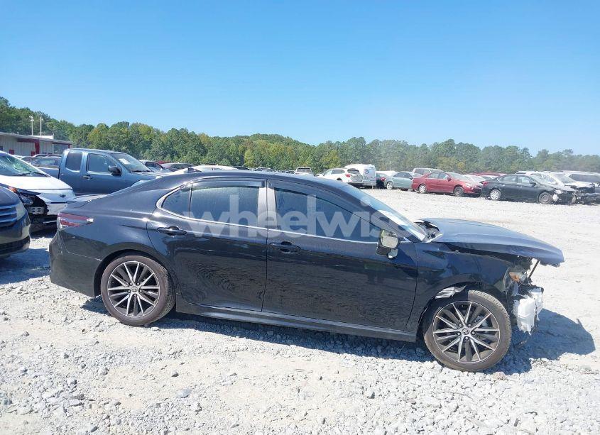 Photo 13 of 2024 Toyota Camry SE (VIN 4T1G11AKXRU902223)
