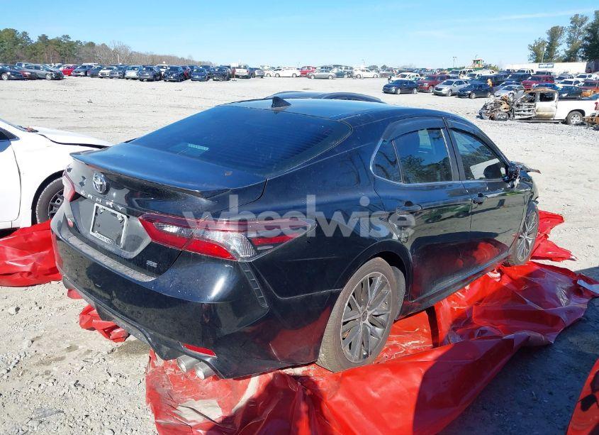 Photo 4 of 2024 Toyota Camry SE (VIN 4T1G11AKXRU902223)