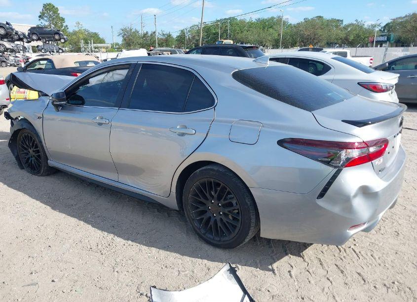 Photo 3 of 2024 Toyota Camry SE (VIN 4T1G11AKXRU915702)