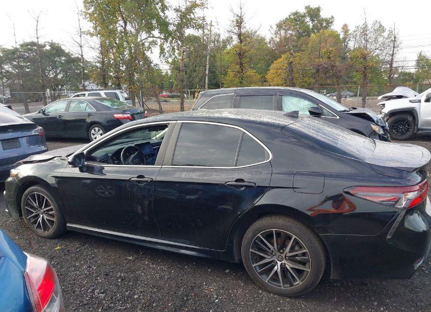 Photo 14 of 2021 Toyota Camry SE AWD (VIN 4T1G11BK0MU028097)