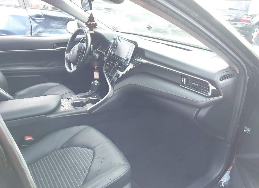 Photo 5 of 2021 Toyota Camry SE AWD (VIN 4T1G11BK0MU028097)