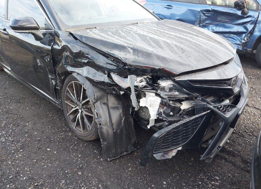 Photo 6 of 2021 Toyota Camry SE AWD (VIN 4T1G11BK0MU028097)