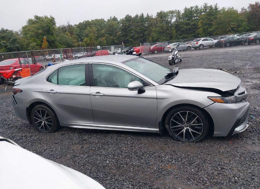 Photo 13 of 2022 Toyota Camry SE AWD (VIN 4T1G11BK0NU062039)