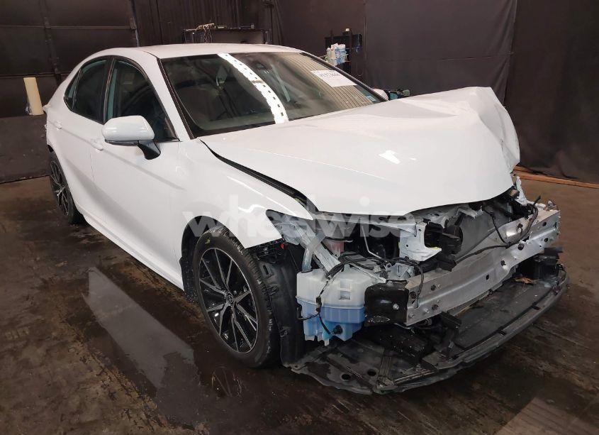 2023 Toyota Camry SE AWD (VIN 4T1G11BK0PU106236) main photo