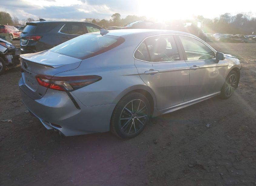 Photo 4 of 2021 Toyota Camry SE AWD (VIN 4T1G11BK1MU025595)