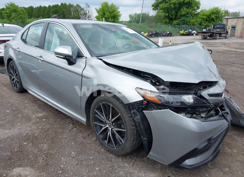 2021 Toyota Camry SE AWD (VIN 4T1G11BK1MU031025) main photo