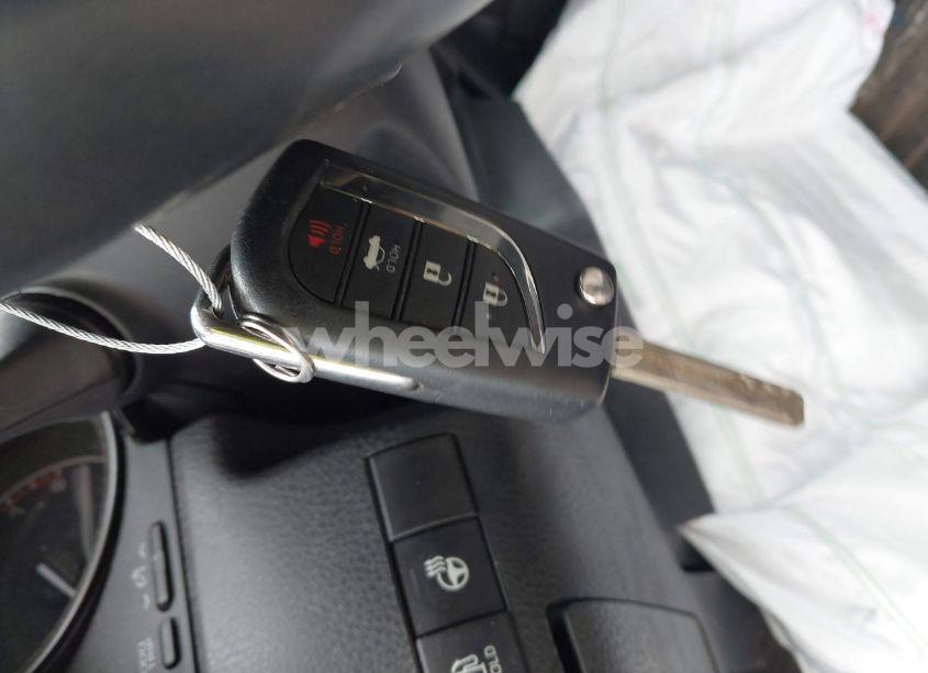 Photo 11 of 2021 Toyota Camry SE AWD (VIN 4T1G11BK1MU031025)