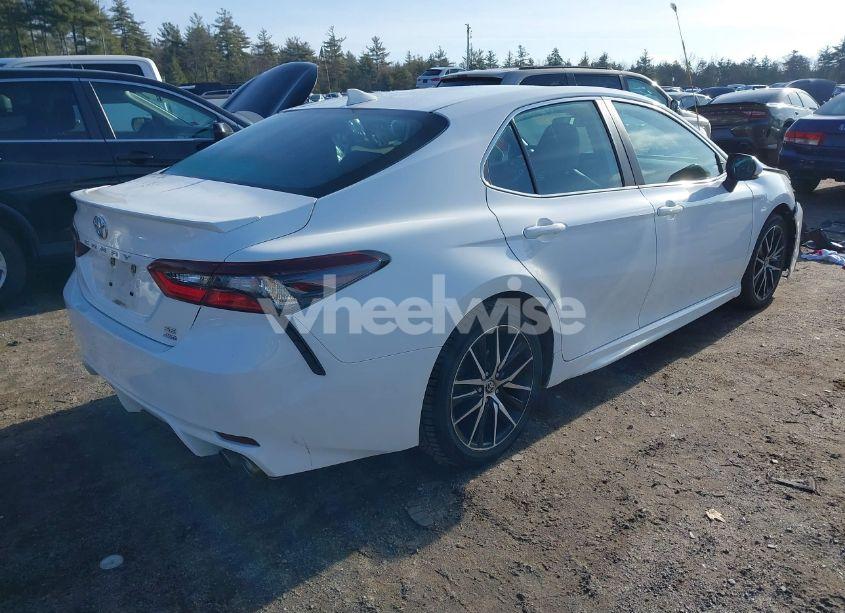 Photo 4 of 2021 Toyota Camry SE AWD (VIN 4T1G11BK1MU045202)