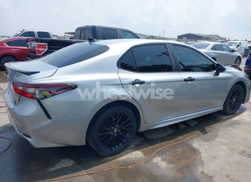 Photo 14 of 2022 Toyota Camry SE NIGHTSHADE SPECIAL AWD (VIN 4T1G11BK1NU050708)