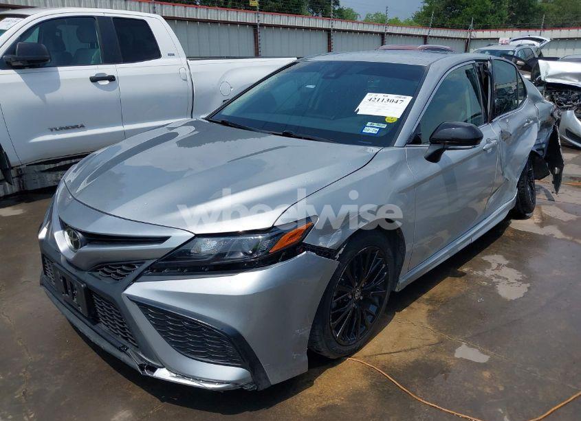 Photo 2 of 2022 Toyota Camry SE NIGHTSHADE SPECIAL AWD (VIN 4T1G11BK1NU050708)
