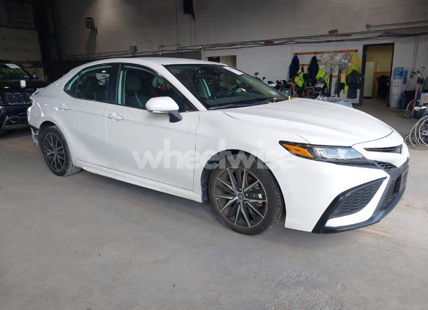 2023 Toyota Camry SE AWD (VIN 4T1G11BK1PU087938) main photo