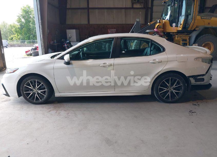 Photo 15 of 2023 Toyota Camry SE AWD (VIN 4T1G11BK1PU087938)