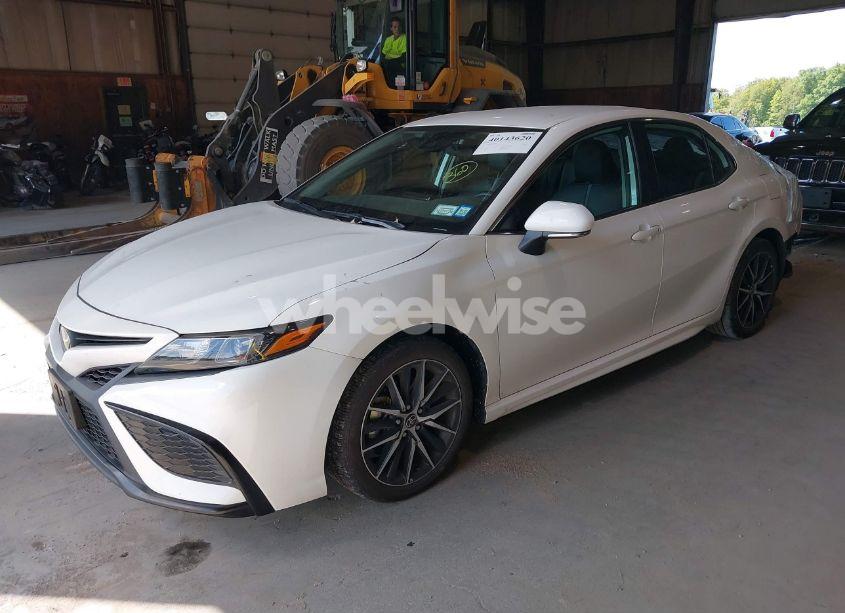 Photo 2 of 2023 Toyota Camry SE AWD (VIN 4T1G11BK1PU087938)